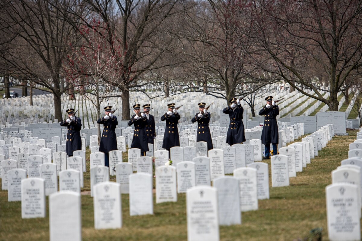 New eligibility rules for Arlington cemetery would exclude most non